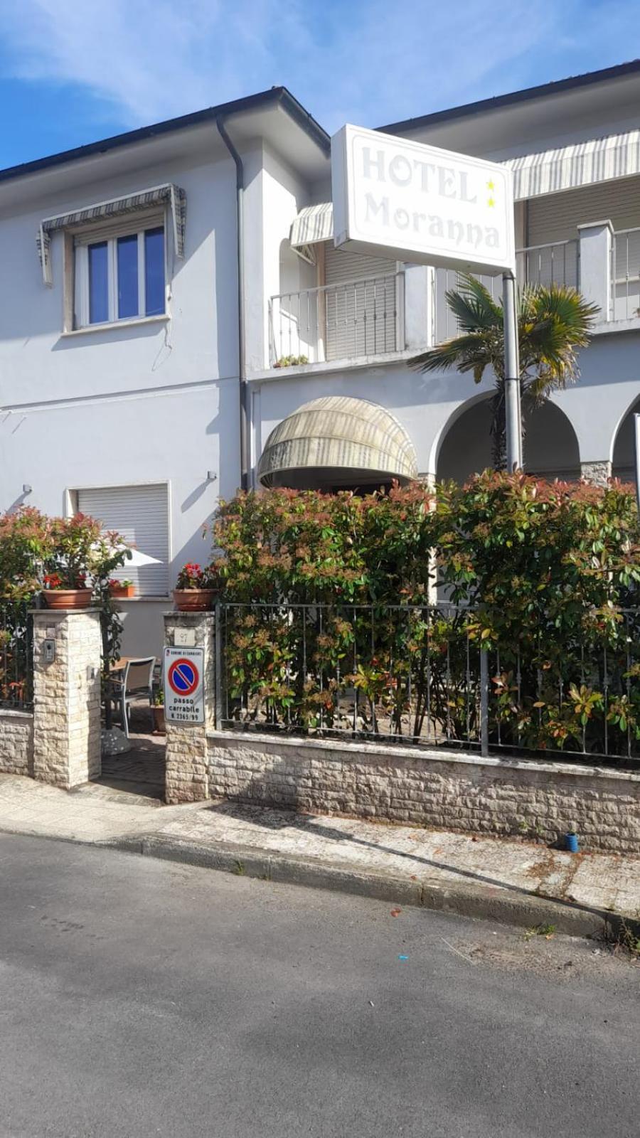 Hotel Moranna Lido di Camaiore Buitenkant foto